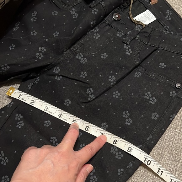 NWT made in USA :). Size 3 watch L.A. Jean 💥☝️🌹 - Picture 8 of 10